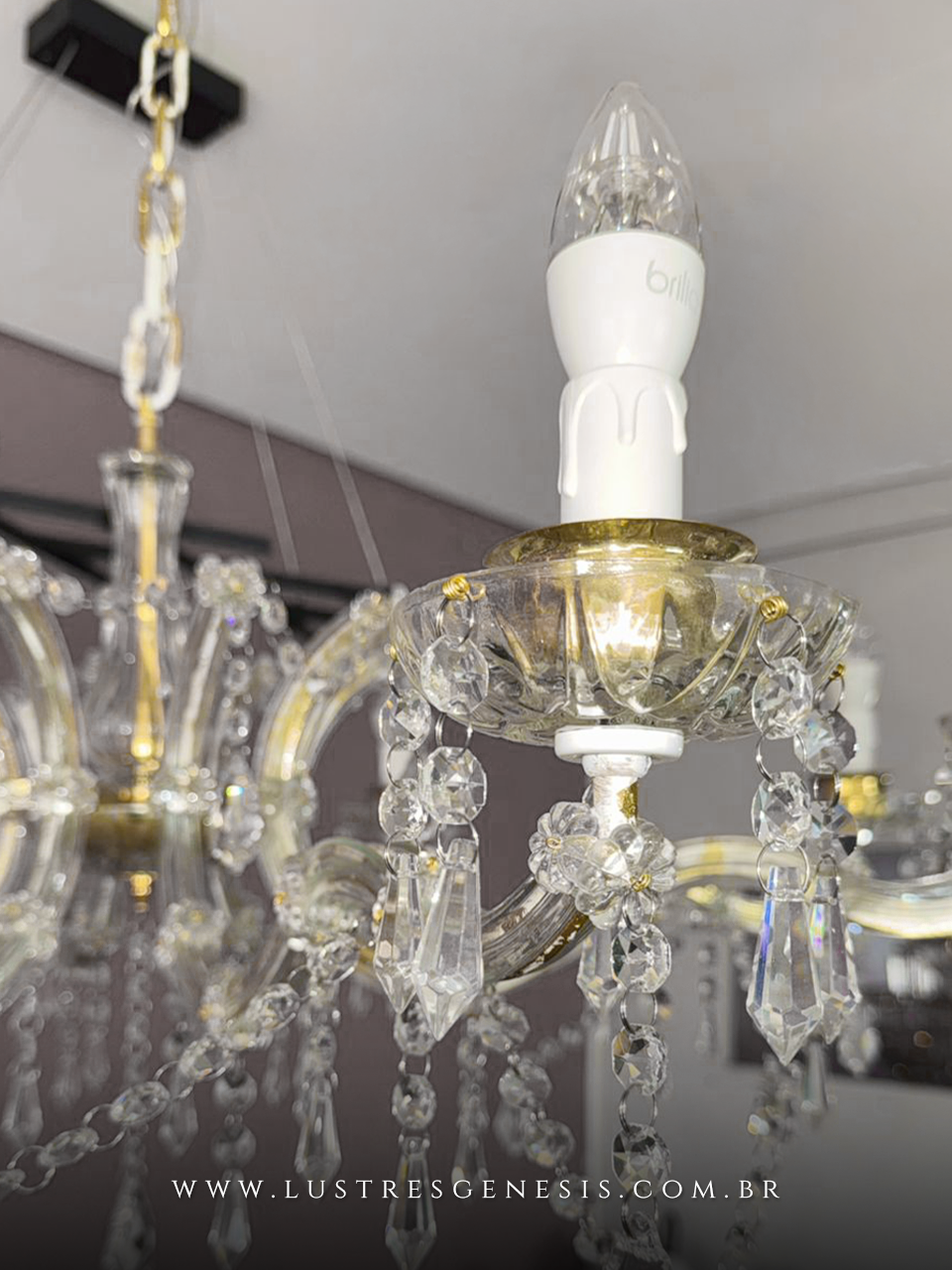 Lustre de Cristal Cl&aacute;ssico Ouro Cristal Transparente 8 Bra&ccedil;os